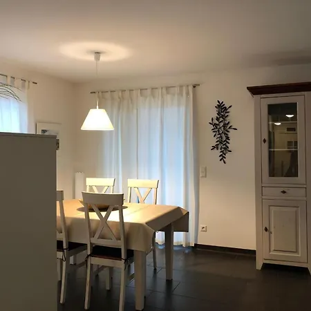 Fewo-16-2-s-ferienwohnung-in-graal-mueritz